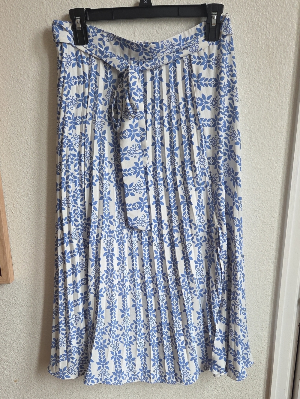 Skies Are Blue White Midi Skirt with Blue Floral Print